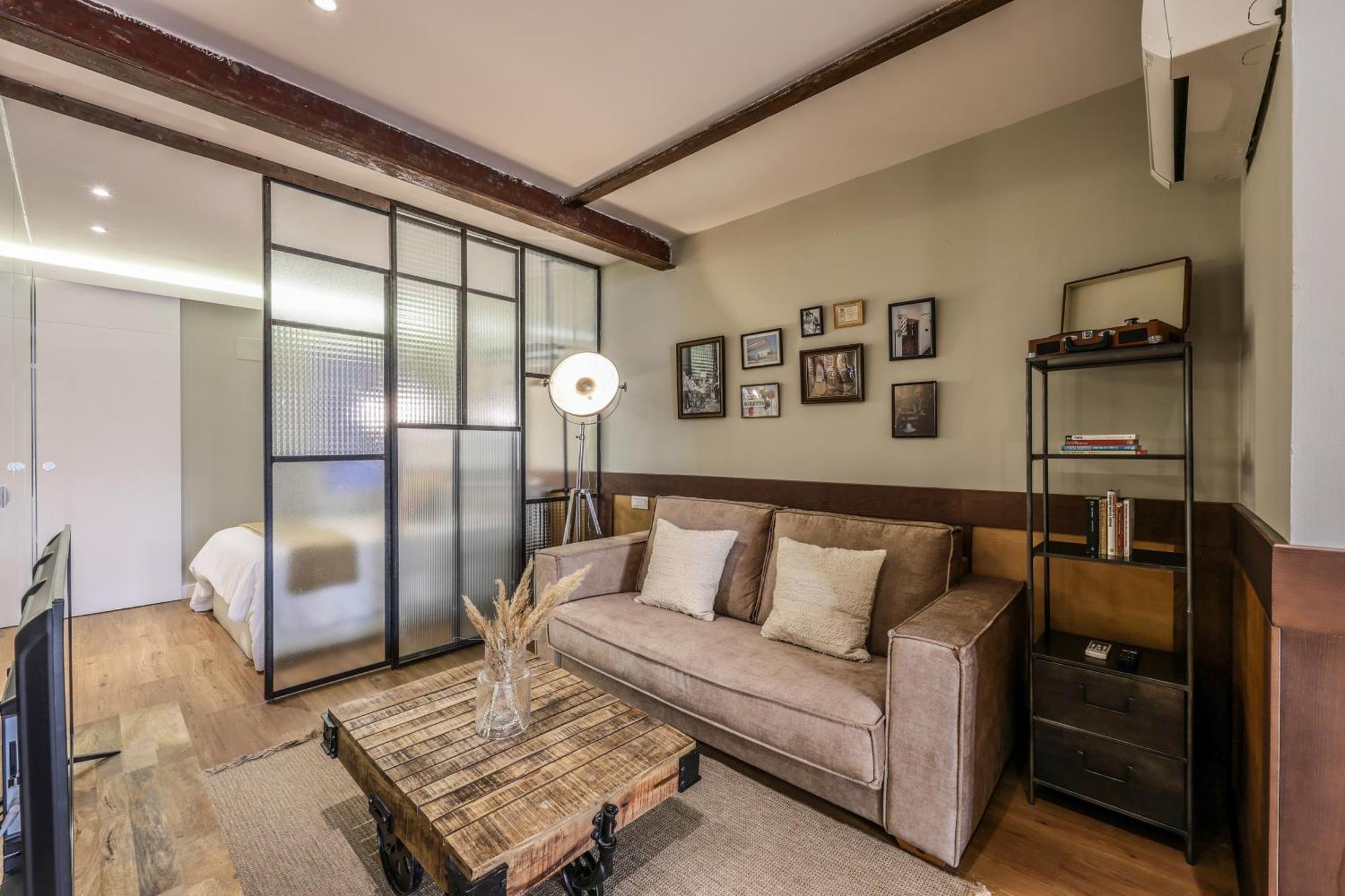 Ap Chueca Apartment Madrid Bagian luar foto