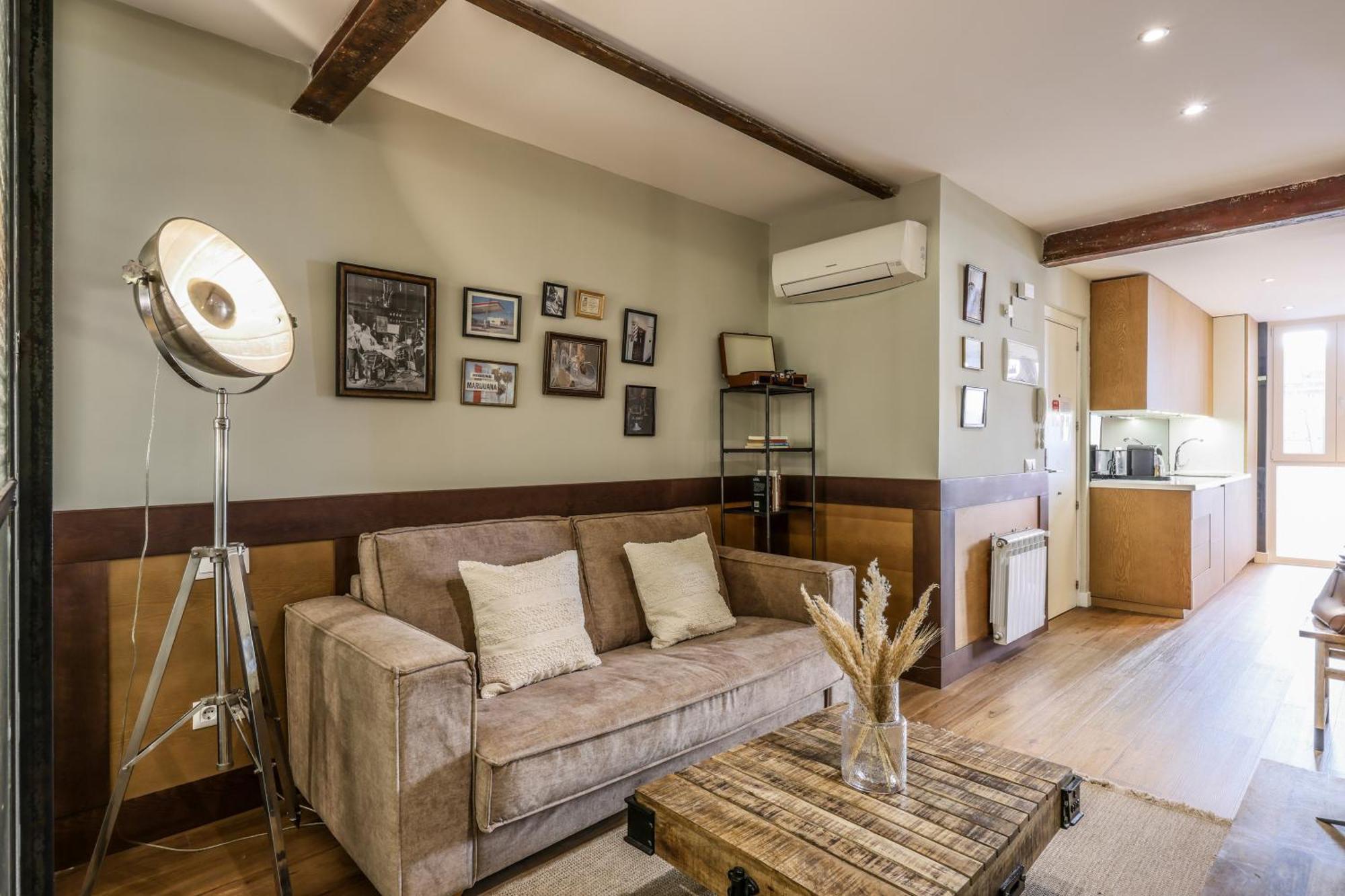 Ap Chueca Apartment Madrid Bagian luar foto