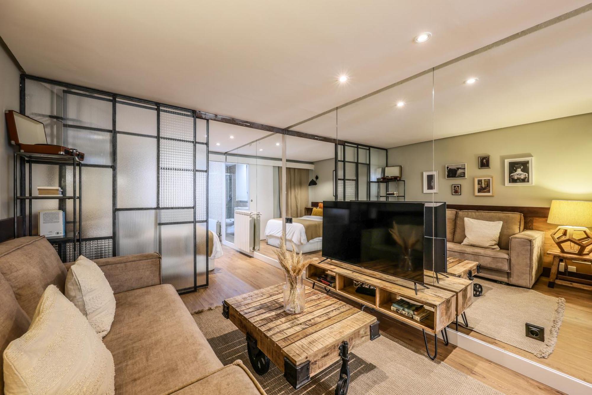 Ap Chueca Apartment Madrid Bagian luar foto