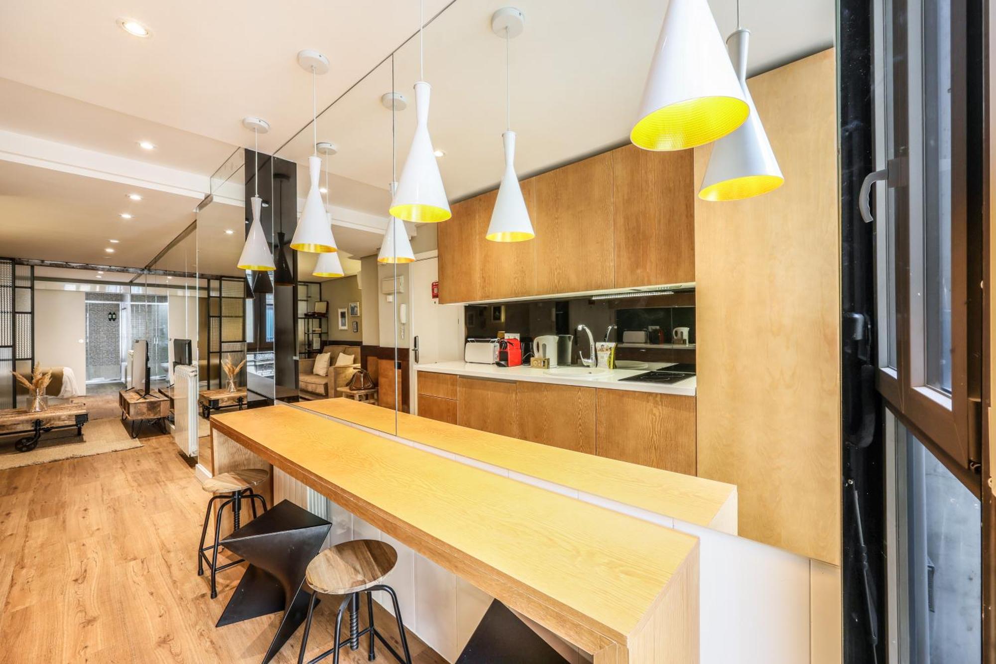 Ap Chueca Apartment Madrid Bagian luar foto
