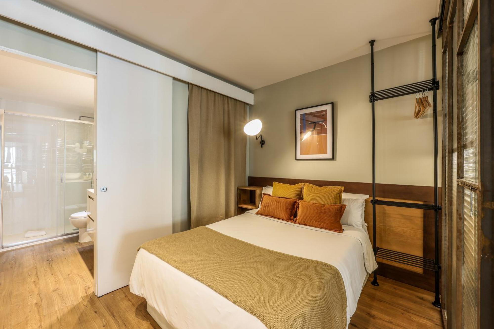 Ap Chueca Apartment Madrid Bagian luar foto